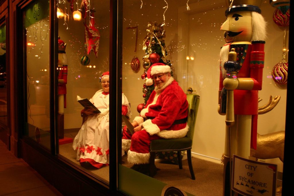 Santa and Mrs. Claus attend Moonlight Magic in downtown Sycamore, Illinois. Sycamore Chamber of Commerce.